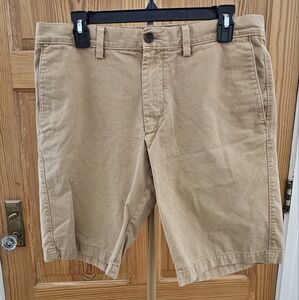 Banana Republic Khaki Chinos Flat Front Shorts Size 32
